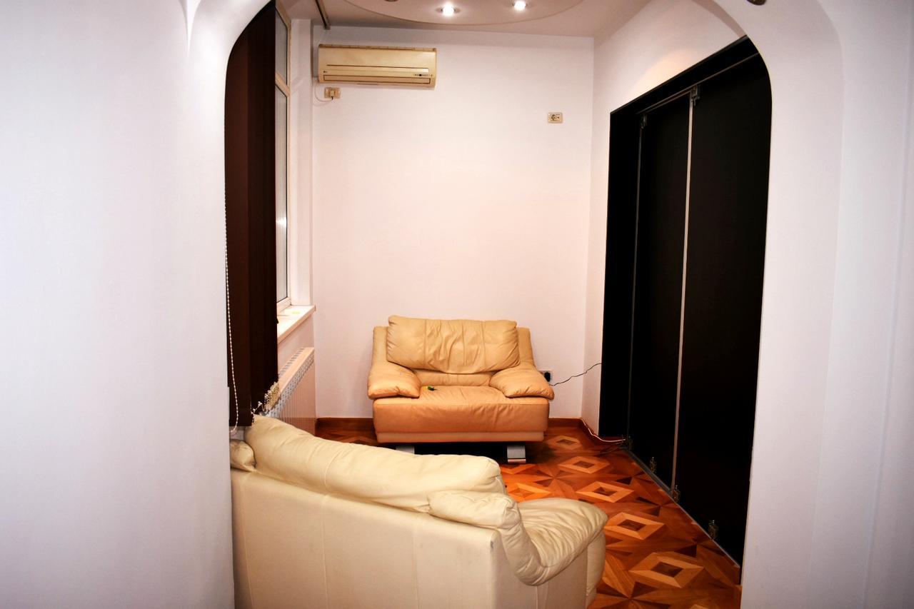 Grand Central Accomodation Sala Palatului Bukarest Exteriör bild